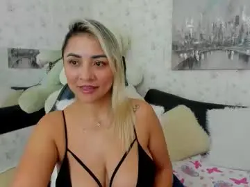 Milf_bigass_  live sex cam