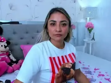 Milf_bigass_  live sex cam