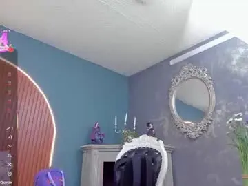 Nayecloud  live sex cam