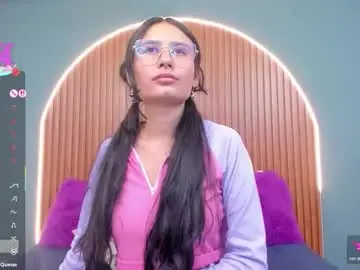 Nayecloud  live sex cam