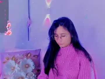 Nayecloud  live sex cam