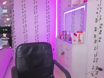 Nikibryce_  live sex cam