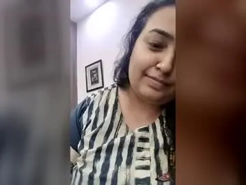 Nimranadeem905  live sex cam