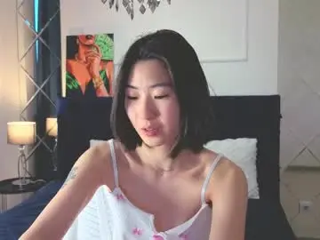 Runi_asian  live sex cam