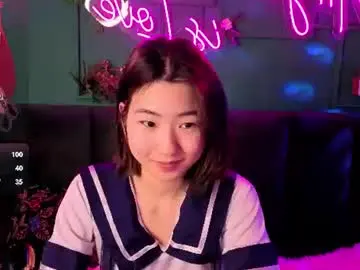 Runi_asian  live sex cam
