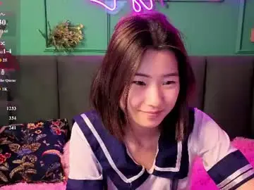 Runi_asian  live sex cam