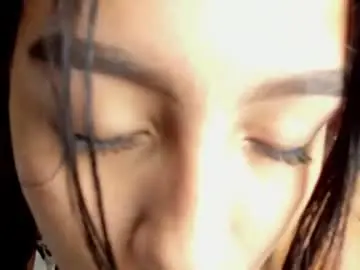 Sharlottedoll  live sex cam