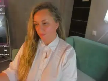 Sky_kuper  live sex cam