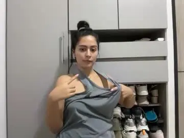 Sophie_foxxx  live sex cam