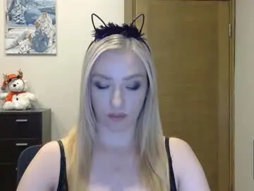 Wild_silk_desire  live sex cam