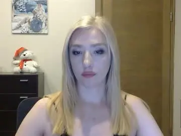 Wild_silk_desire  live sex cam