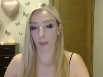 Wild_silk_desire  live sex cam
