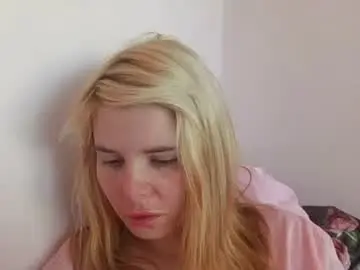 Elenaflirt  live sex cam
