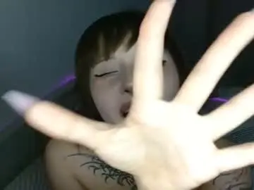 Kitty_nix  live sex cam