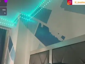 Lil_momma422  live sex cam
