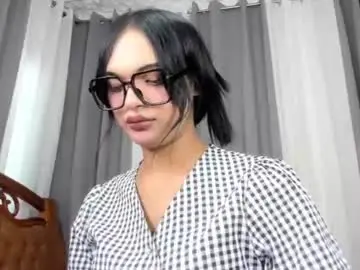 Nayaellicums  live sex cam