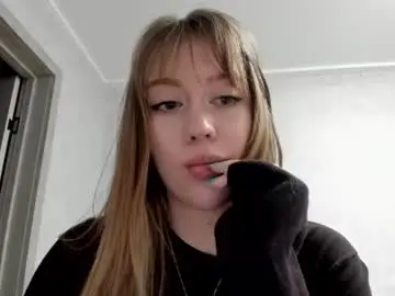 Polihoney  live sex cam