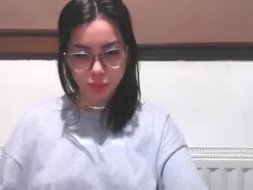 Prettyjulliette  live sex cam