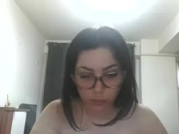 Prettyjulliette  live sex cam