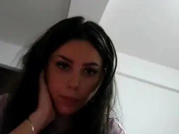 Prettyjulliette  live sex cam