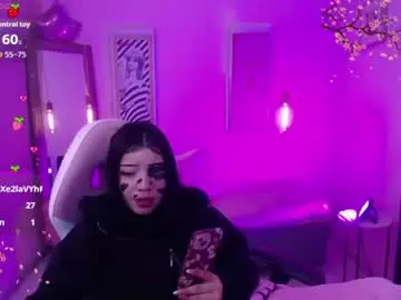 Soffi_x  live sex cam