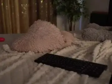 Xoxo_cherry1  live sex cam