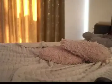 Xoxo_cherry1  live sex cam