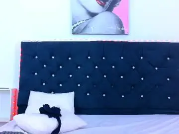 Zendayathorne  live sex cam