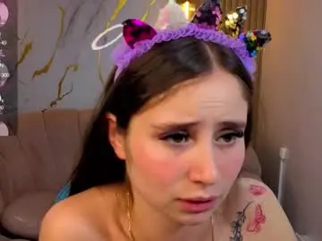 Ariana18_b  live sex cam