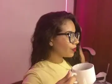 Camila_vv  live sex cam