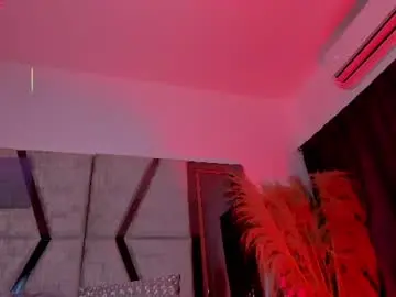 Carolinefyre  live sex cam
