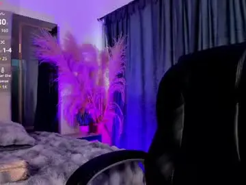Carolinefyre  live sex cam