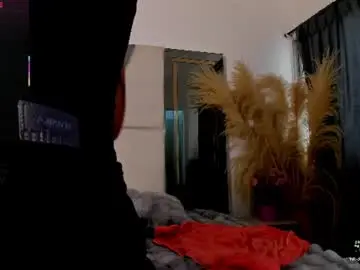 Carolinefyre  live sex cam