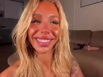 Creambaby1  live sex cam