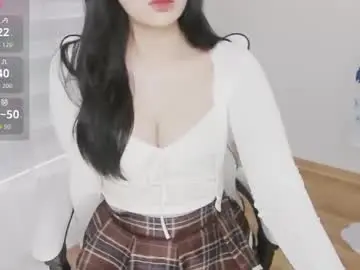 Crystallea_  live sex cam