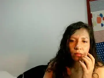 Goddessnahi  live sex cam