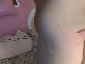 Tofummuch  live sex cam