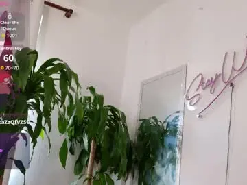 Adele_latinlady  live sex cam