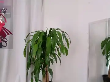 Adele_latinlady  live sex cam