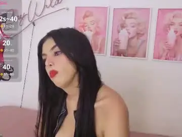Adele_latinlady  live sex cam