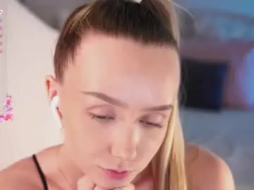 Alodiaacomb  live sex cam