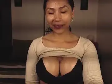 Angellaisabella  live sex cam