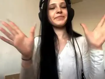 Januarysimonis  live sex cam