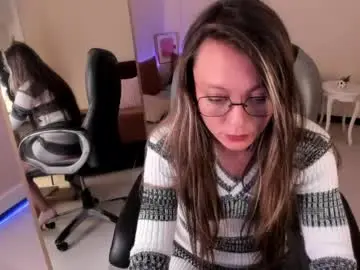 Marilyn_rosse__  live sex cam