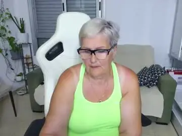 Selenna57  live sex cam