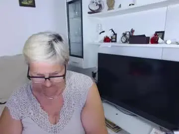 Selenna57  live sex cam