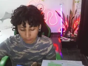Yourownerserena  live sex cam