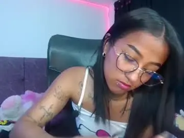 _kitty_moon2  live sex cam