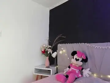 Adharaharper  live sex cam