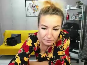 Cassiejonas  live sex cam